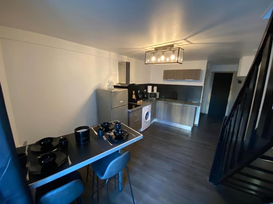 Bill'Ppart - Easylife Bourgoin-Jallieu Exterior photo